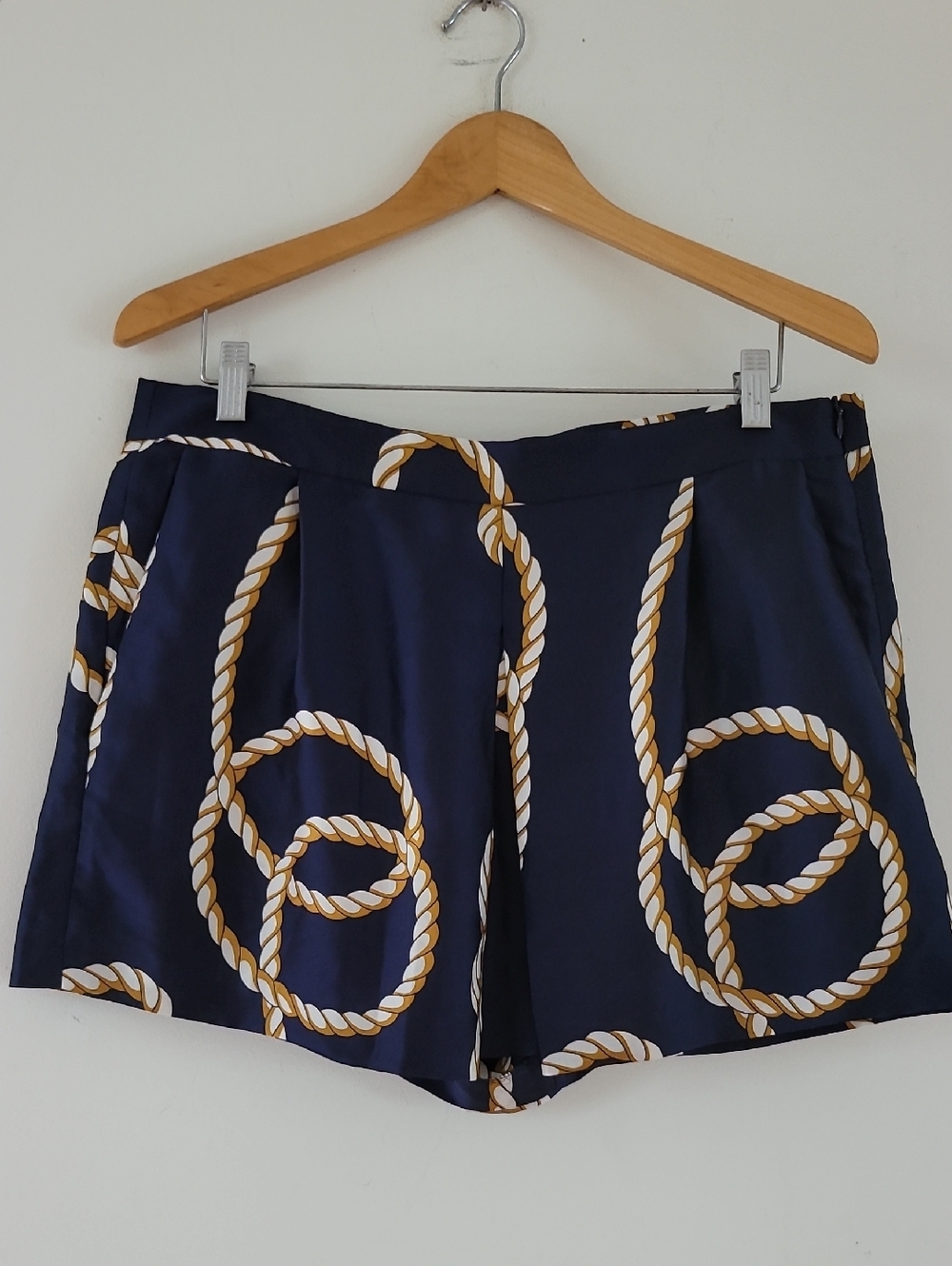 Zara Knot Print Navy Blue White High Waist Pleated Shorts Nautical Style, Sz XL - Picture 10 of 16